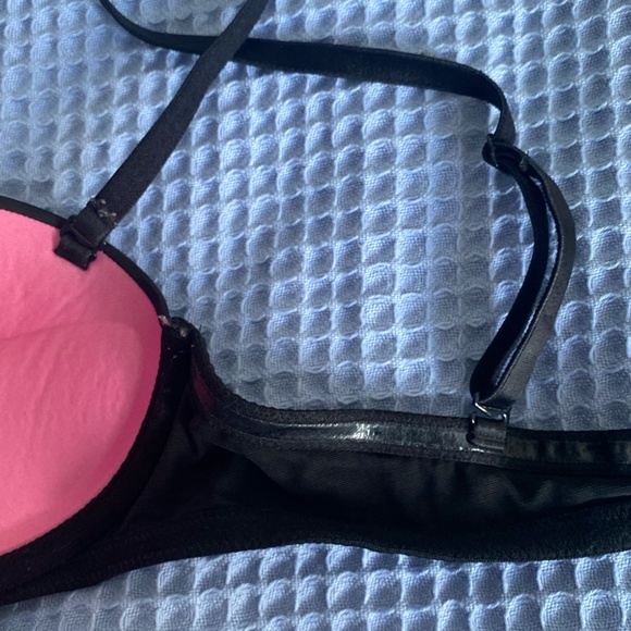 Wear Everywhere Push Up Bra - Multi-way Straps - Picture 6 of 7